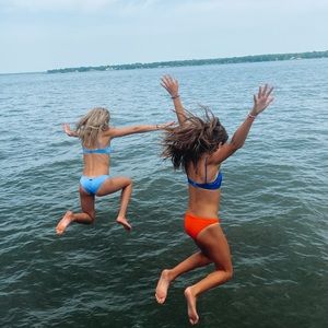 Meet your Posher, Brinley